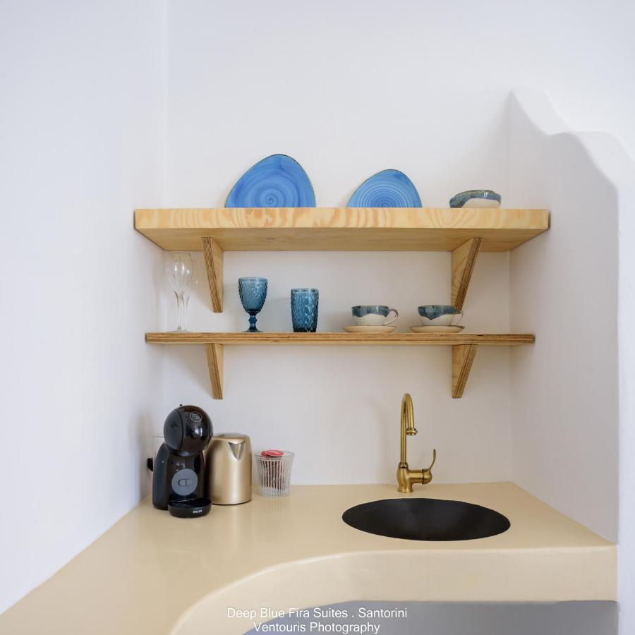 Fira Deep Blue Suites Luaran gambar