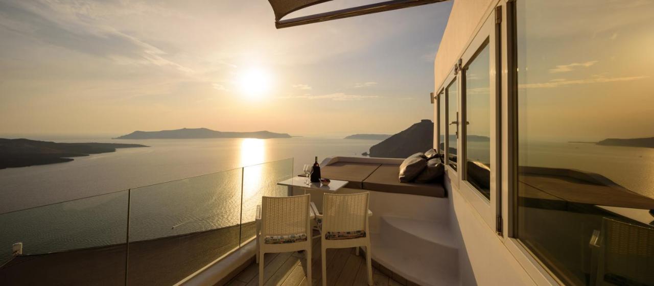 Fira Deep Blue Suites Luaran gambar