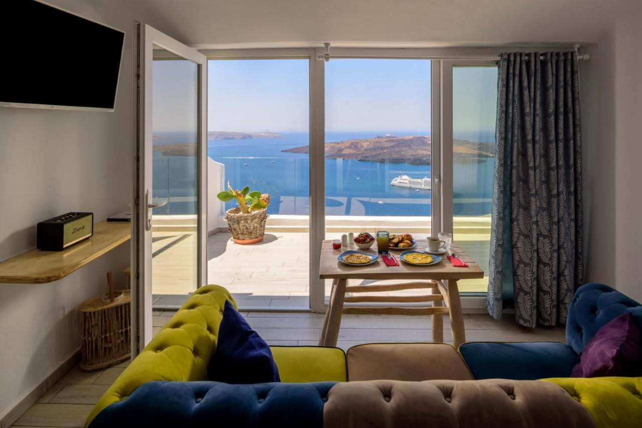 Fira Deep Blue Suites Luaran gambar