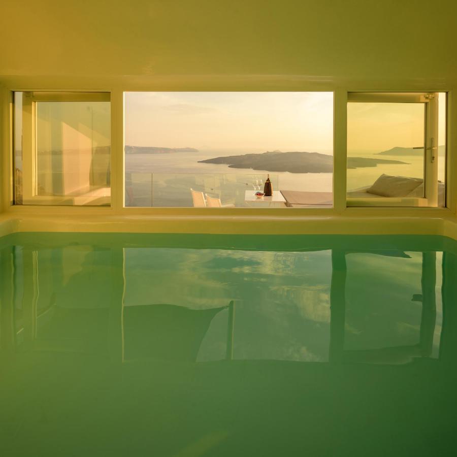 Fira Deep Blue Suites Luaran gambar
