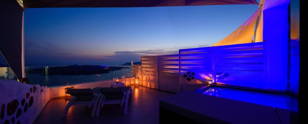 Fira Deep Blue Suites Luaran gambar