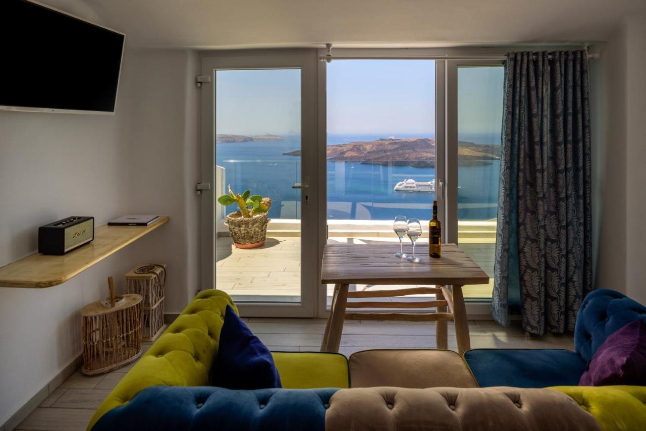 Fira Deep Blue Suites Luaran gambar