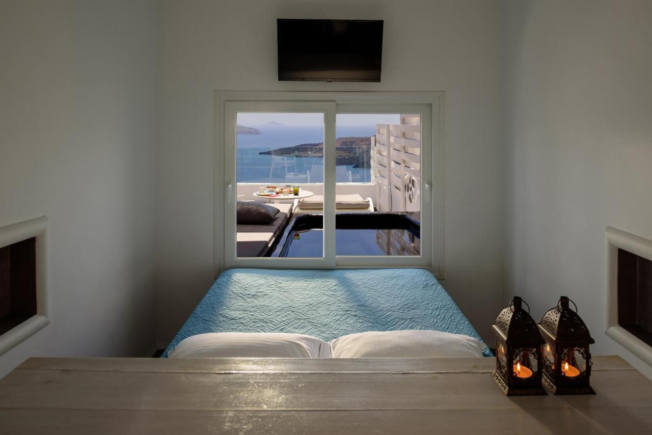 Fira Deep Blue Suites Luaran gambar